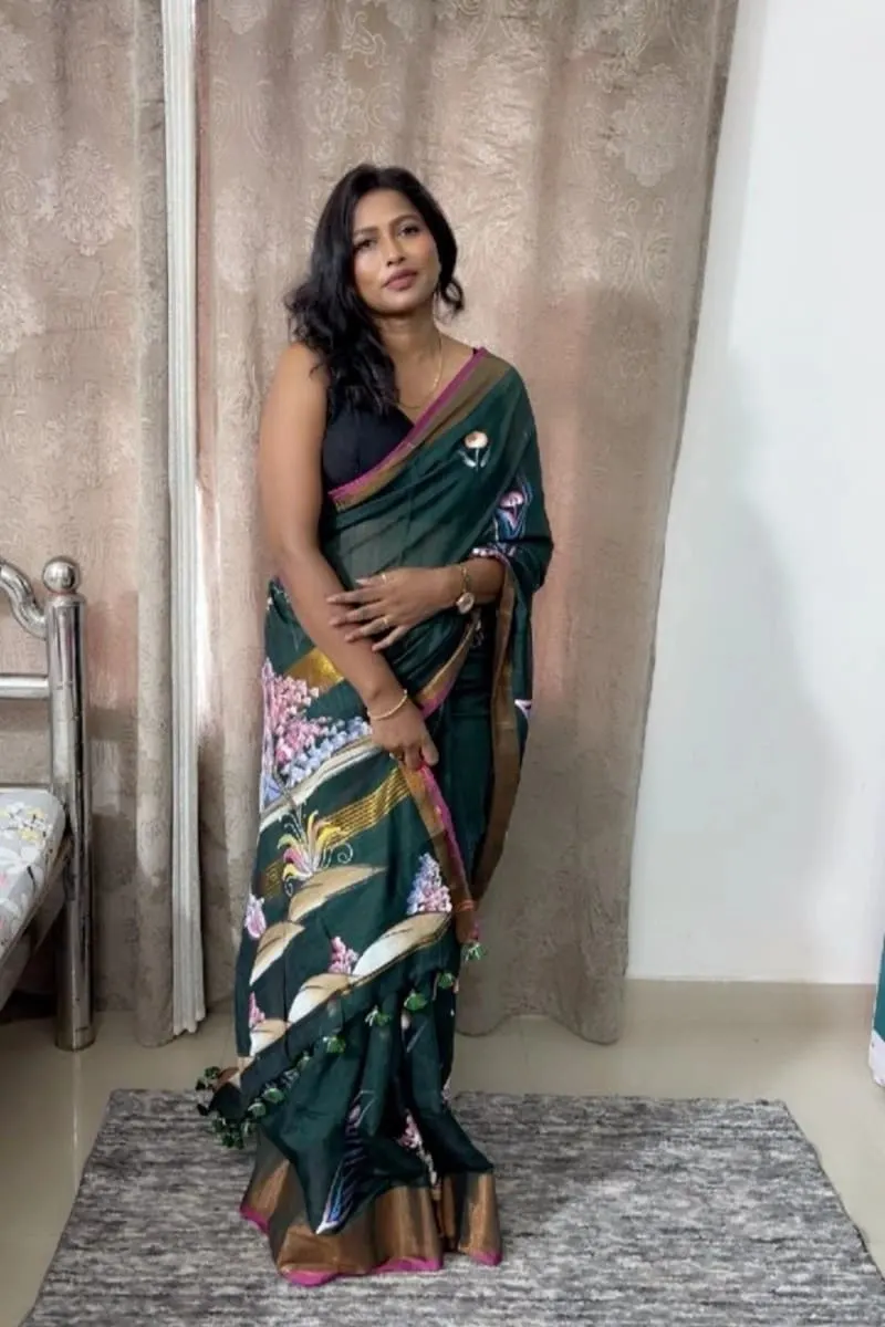Emerald Bloom Hand-Painted Cotton Saree photo 2